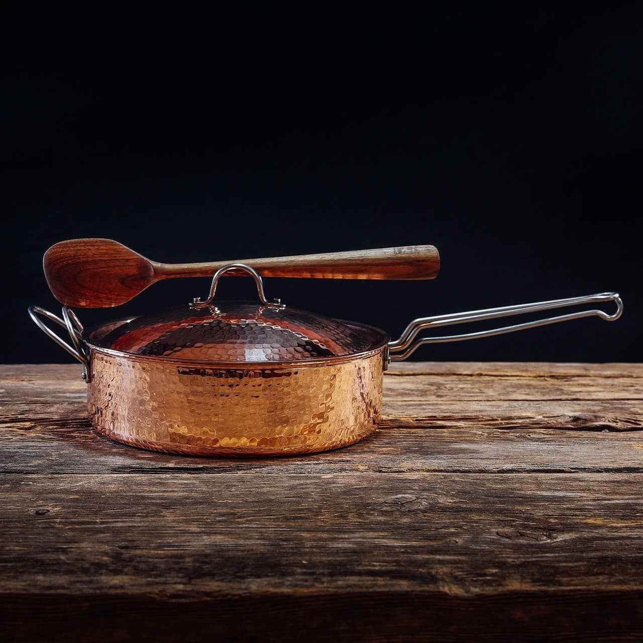 10" Saute Pan with Lid. 3 quart capacity, Polished Finish